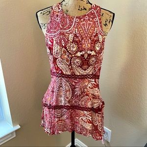 WILLOW & CLAY : Tiered Embroidered Tank